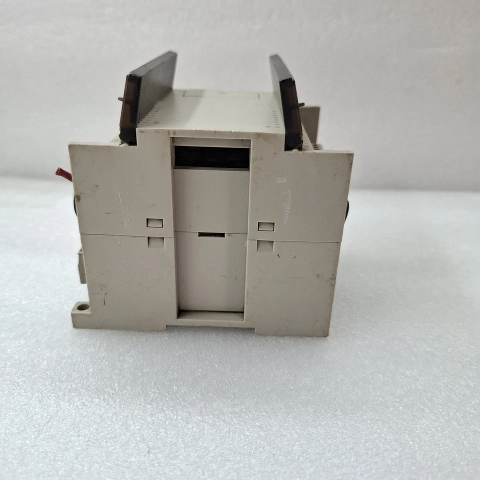 RECT N80-M21MAT-DC-0H2P-X-03020-0S2CNX DC 24V MODULE N80-M21MAT-DC